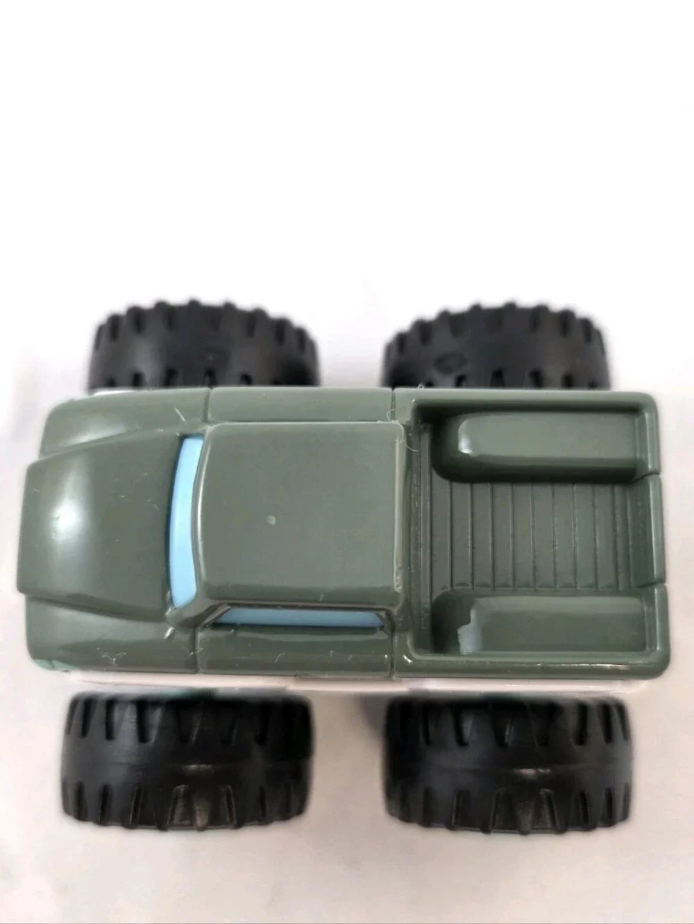 Blaze and the Monster Machines Rudy DTK28 Green Diecast Truck Nickelodeon Mattel